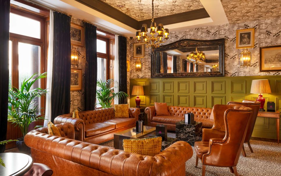 Lounge Photo