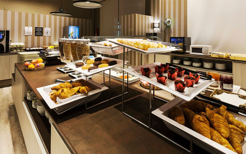 Buffet Photo