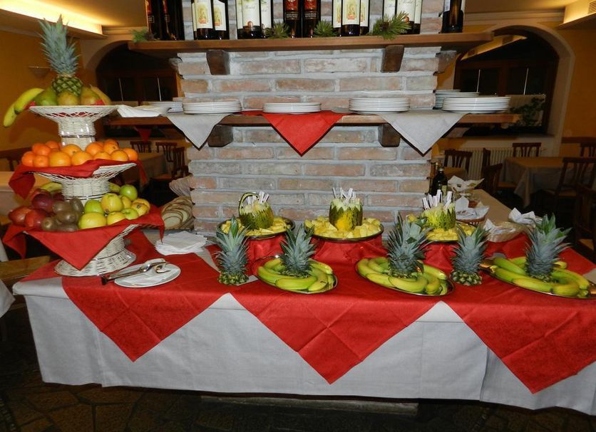 Buffet Photo