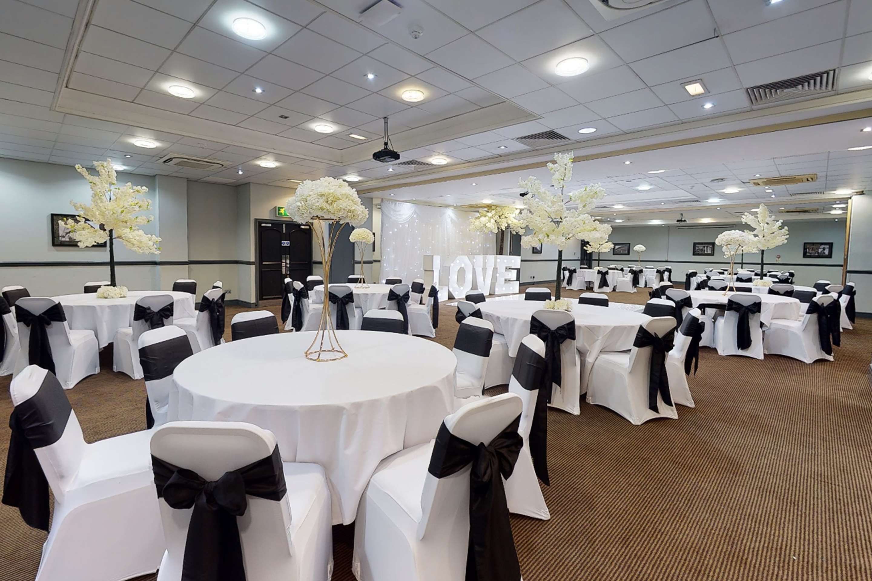 Banquet hall