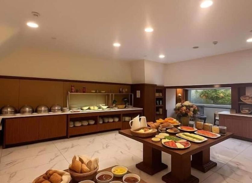 Buffet Photo