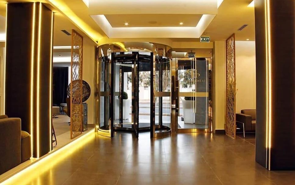 Lobby Photo