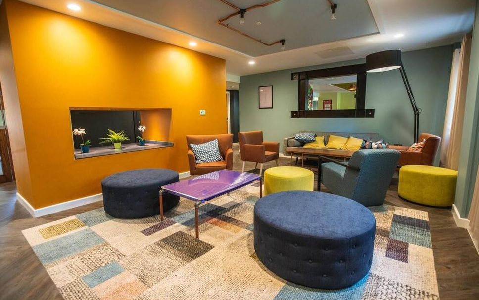 Lounge Photo