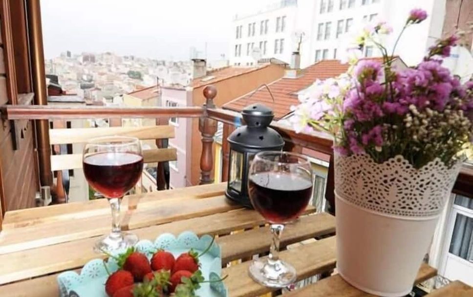 Balcony Photo