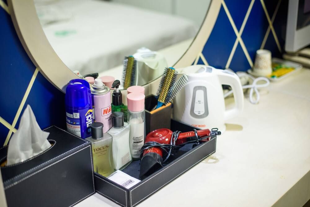 Room amenity