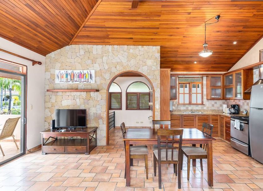 Dining room Photo