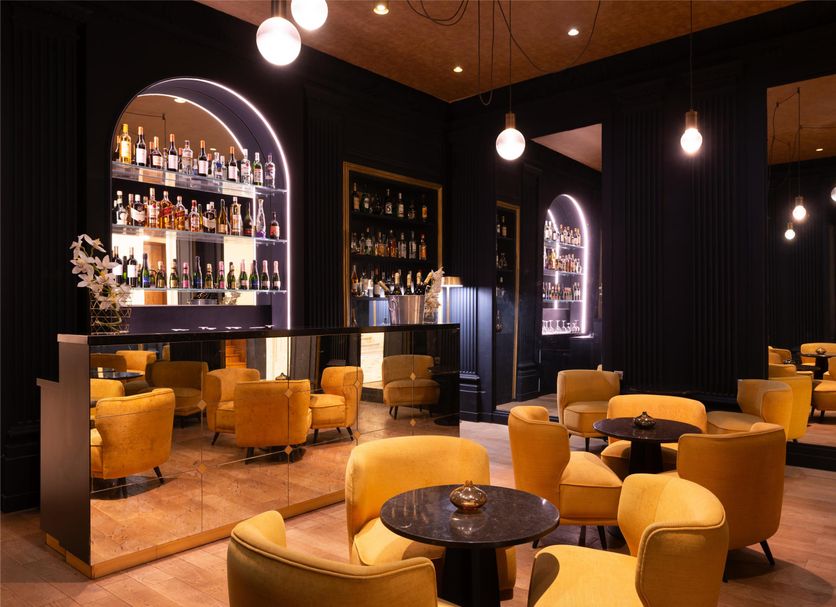 Bar Photo