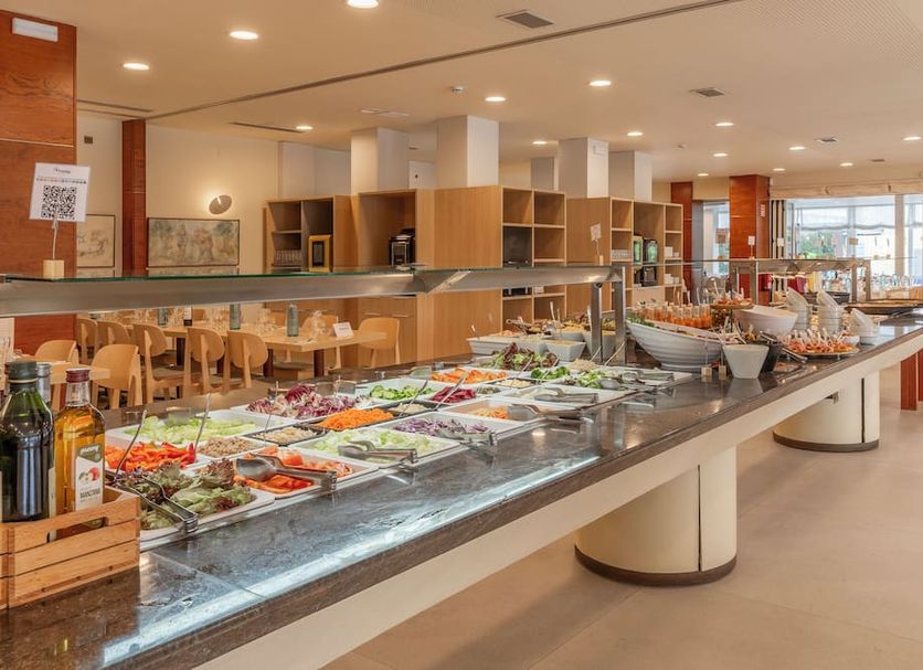 Buffet Photo