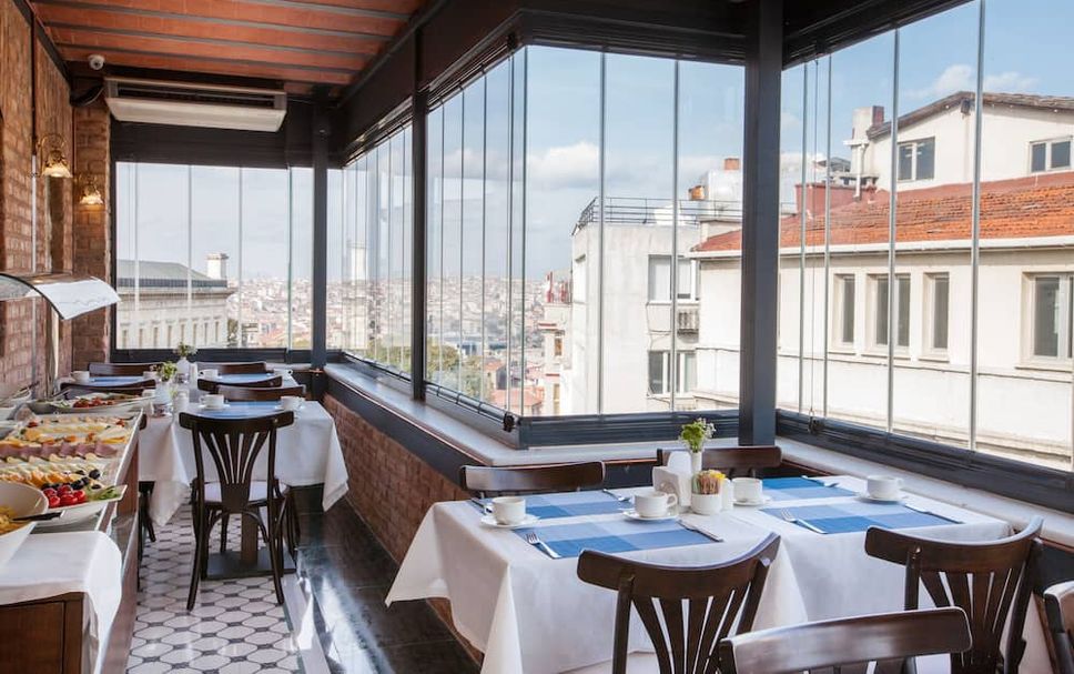 Restaurant Photo