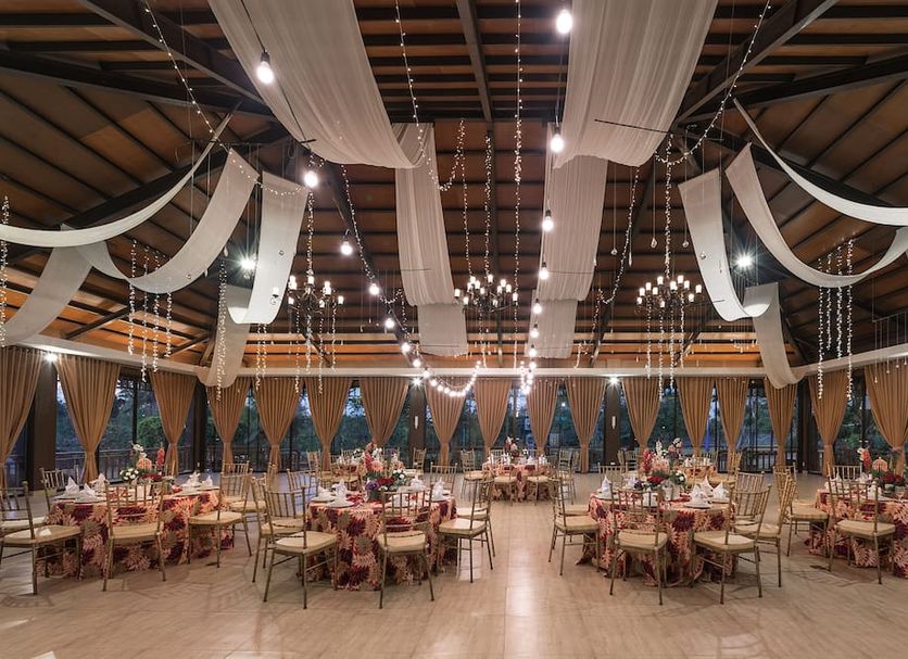 Banquet hall Photo