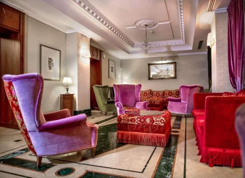 Lounge Photo