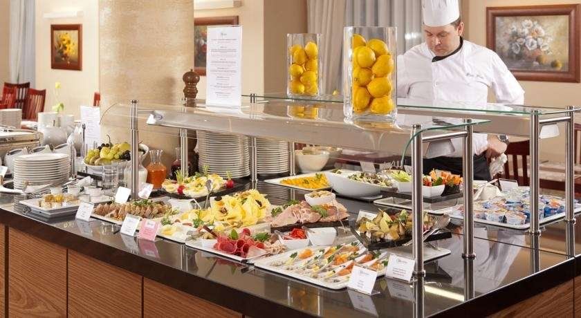 Buffet Photo