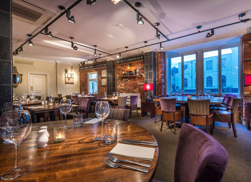 Restaurant Photo