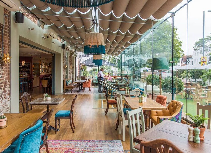 Restaurant Photo
