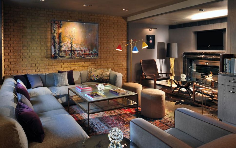Lounge Photo