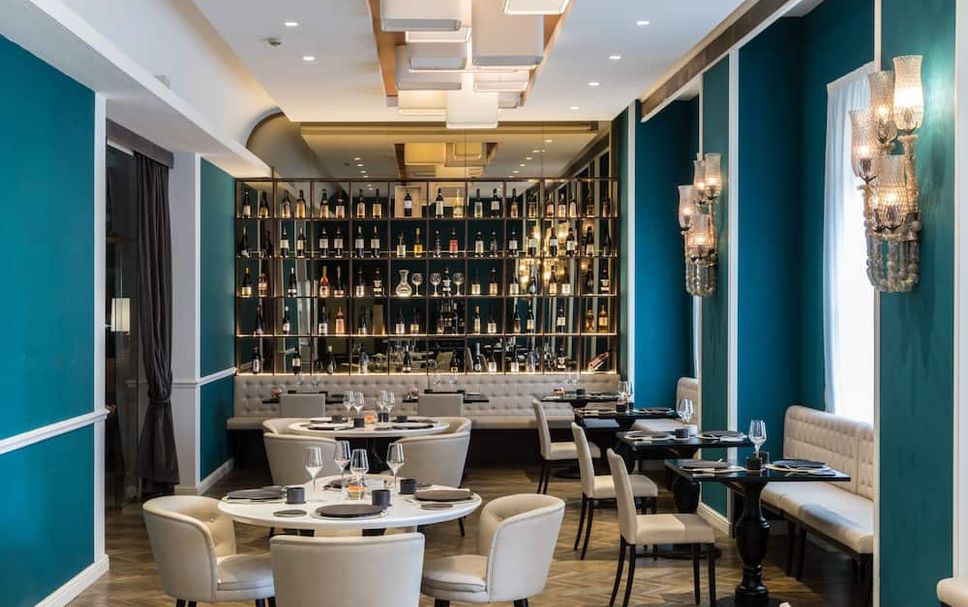 Restaurant Photo