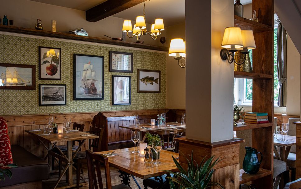 Restaurant Photo