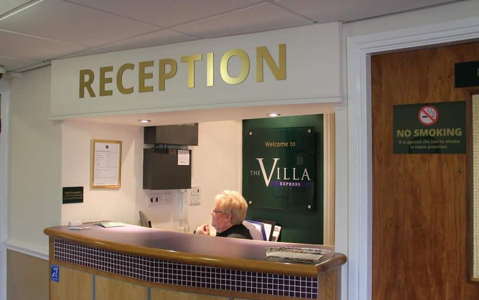 Front desk Photo