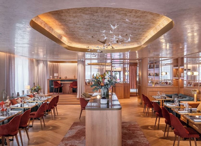 Restaurant Photo