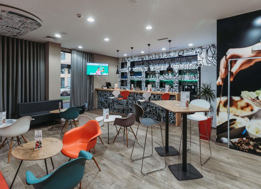 Bar Photo