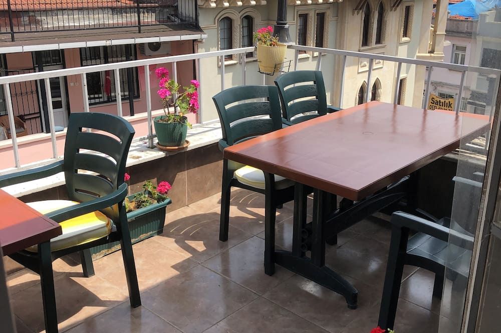 Balcony Photo
