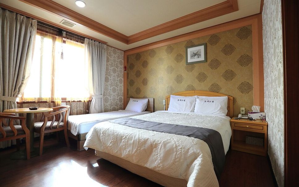 Bedroom Photo