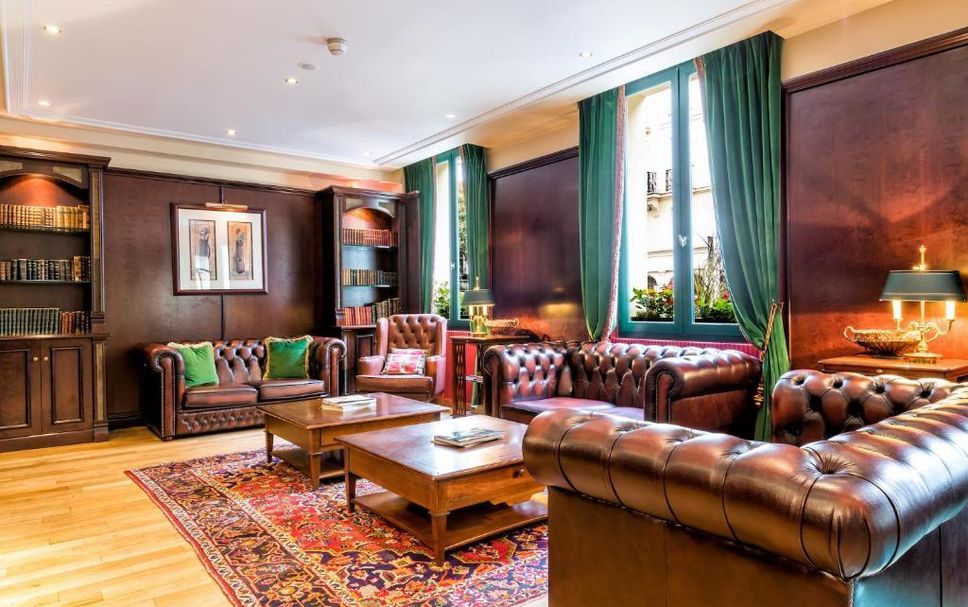 Lounge Photo