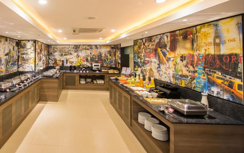 Buffet Photo