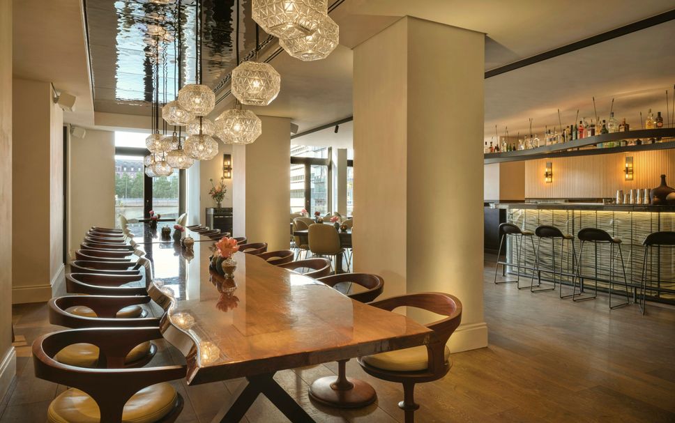Restaurant Photo