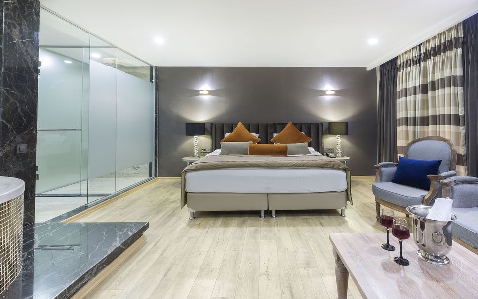 Bedroom Photo