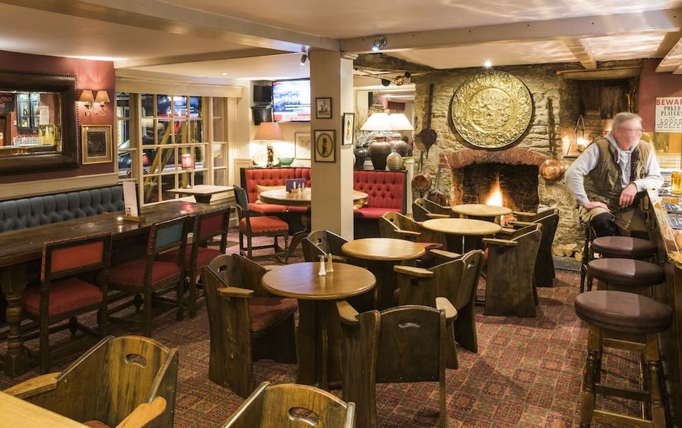 Bar Photo