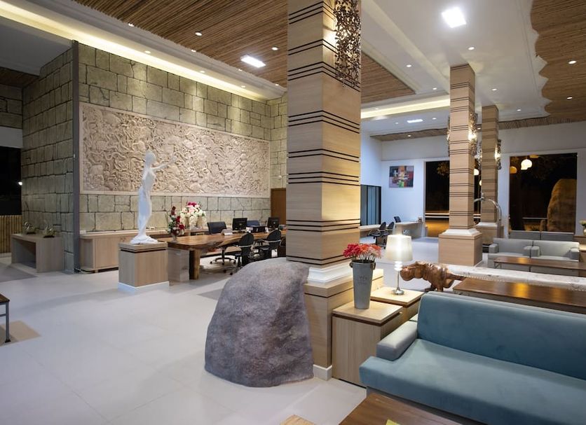 Lobby Photo