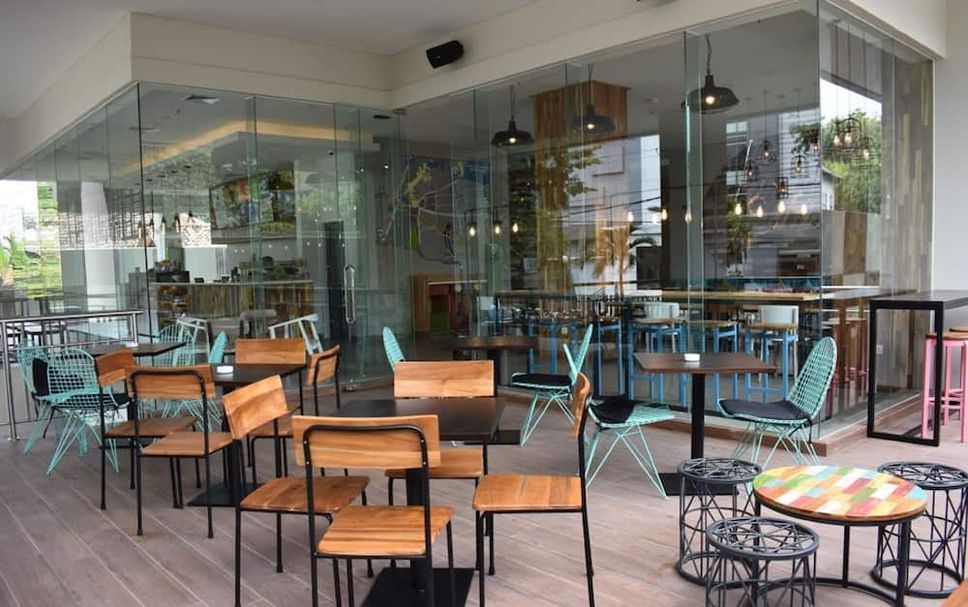 Restaurant Photo