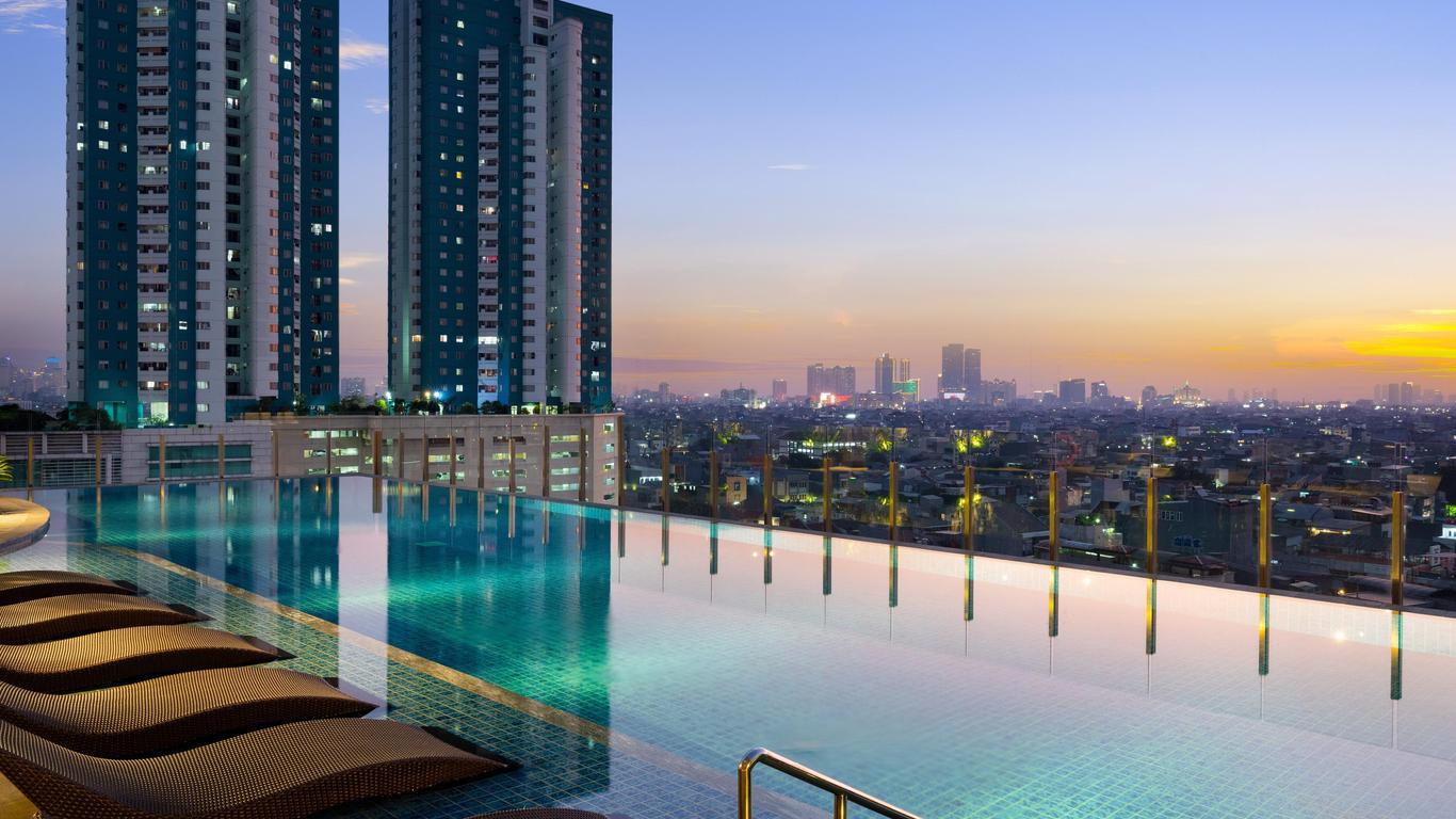 Holiday Inn & Suites Jakarta Gajah Mada