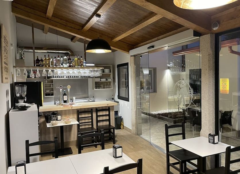 Bar Photo