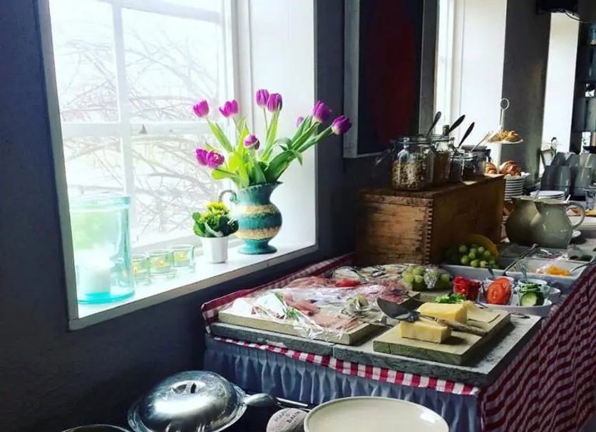 Buffet Photo