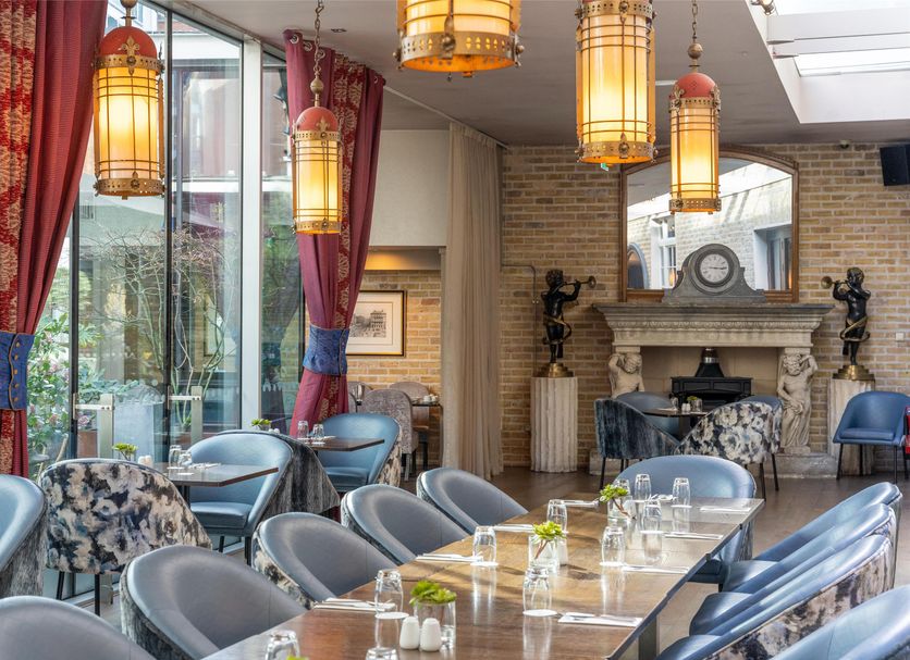 Restaurant Photo