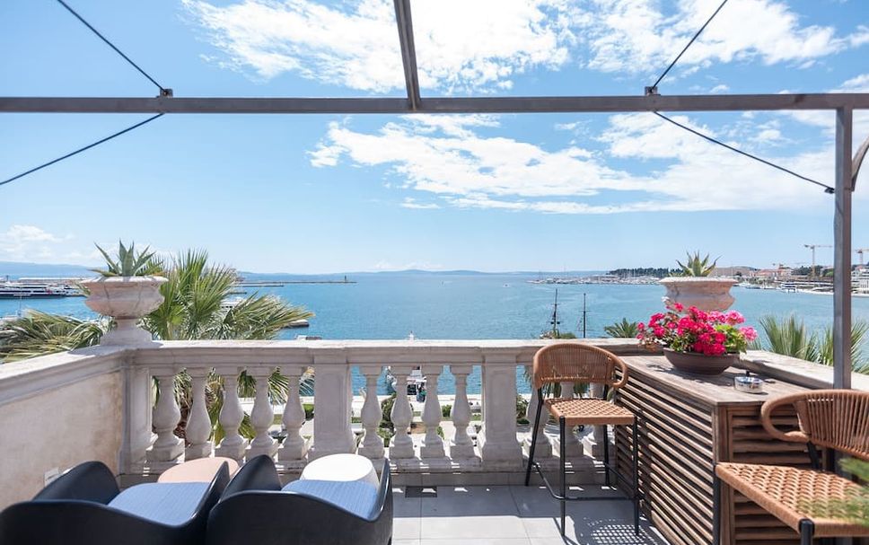 Balcony Photo
