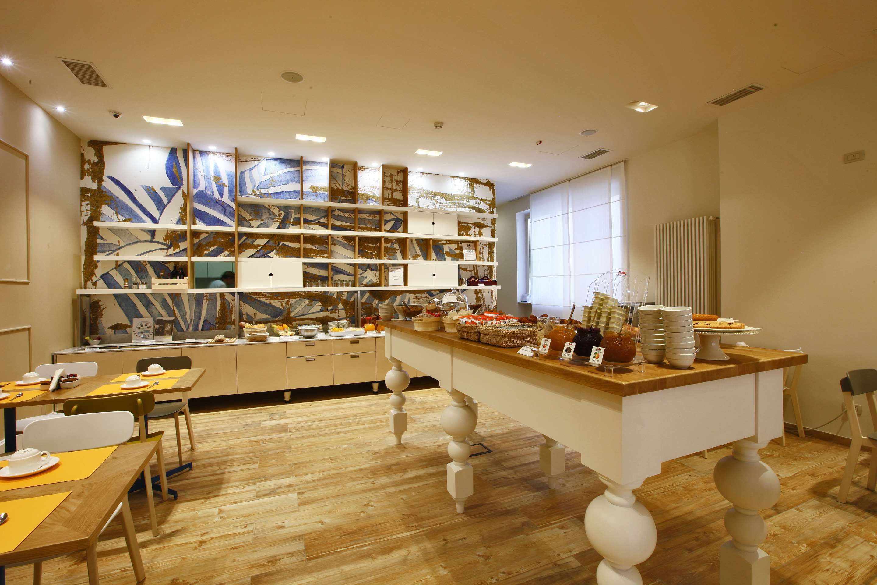 Buffet Photo