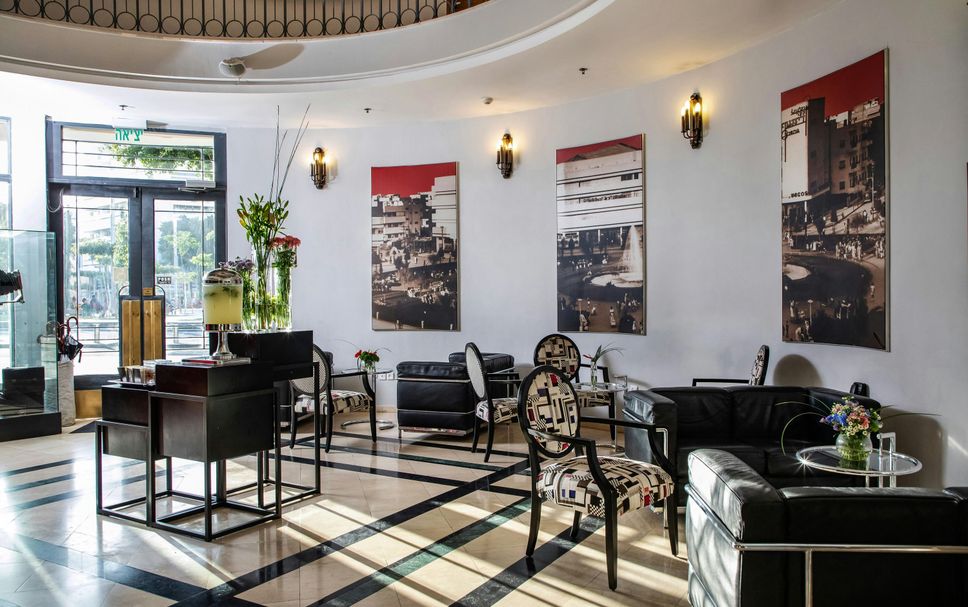 Lobby Photo