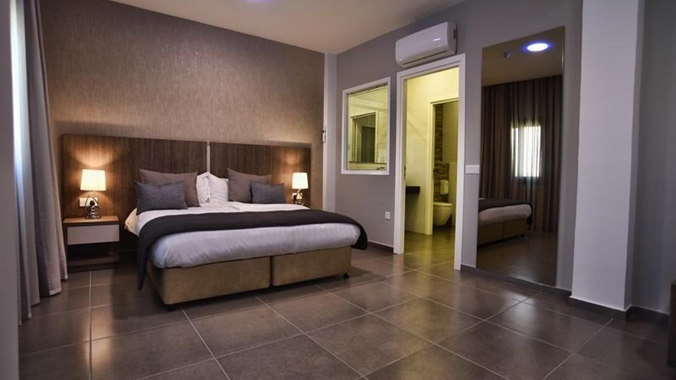 Rise Street Art Hotel