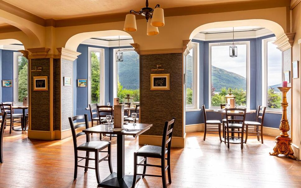 Restaurant Photo