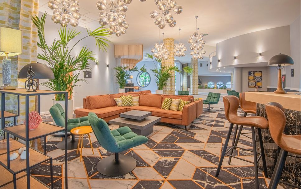 Lounge Photo