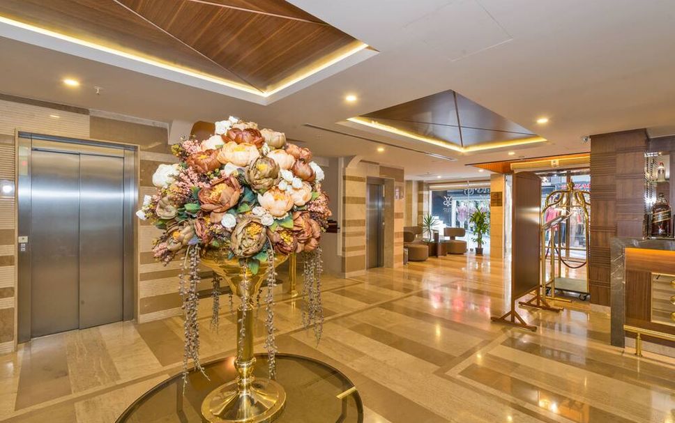 Lobby Photo