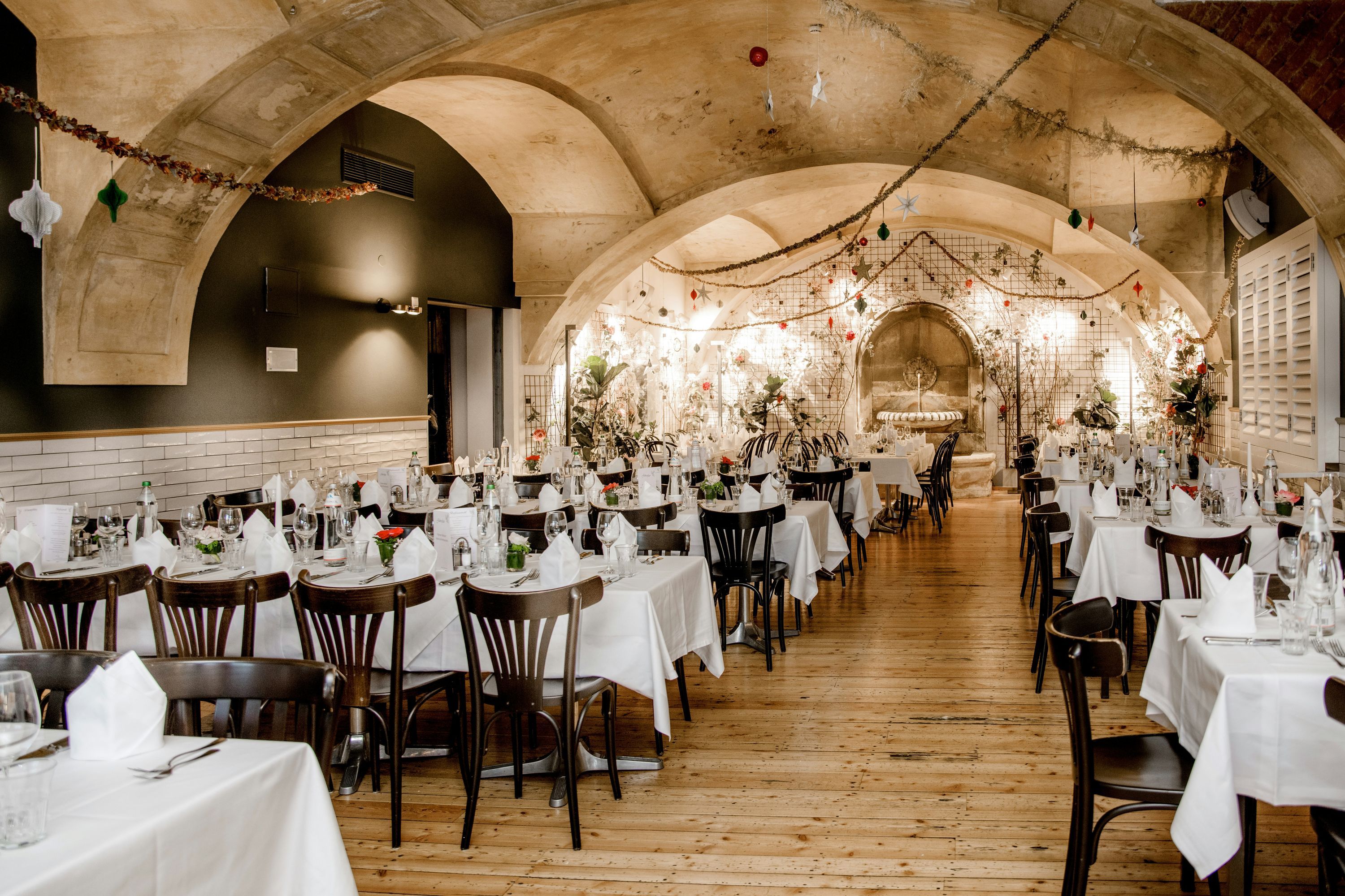Banquet hall Photo