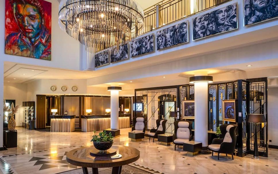 Lobby Photo