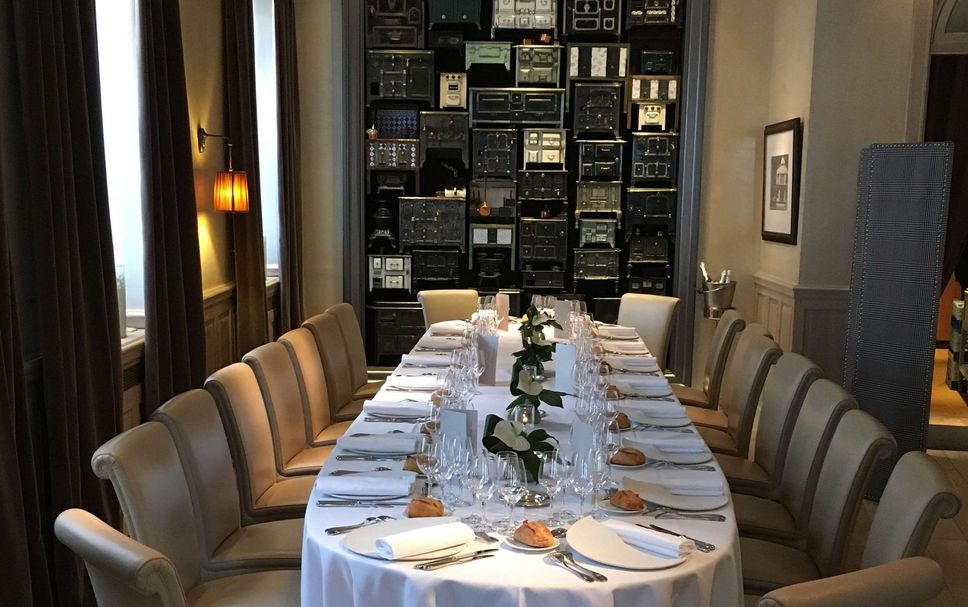 Restaurant Photo
