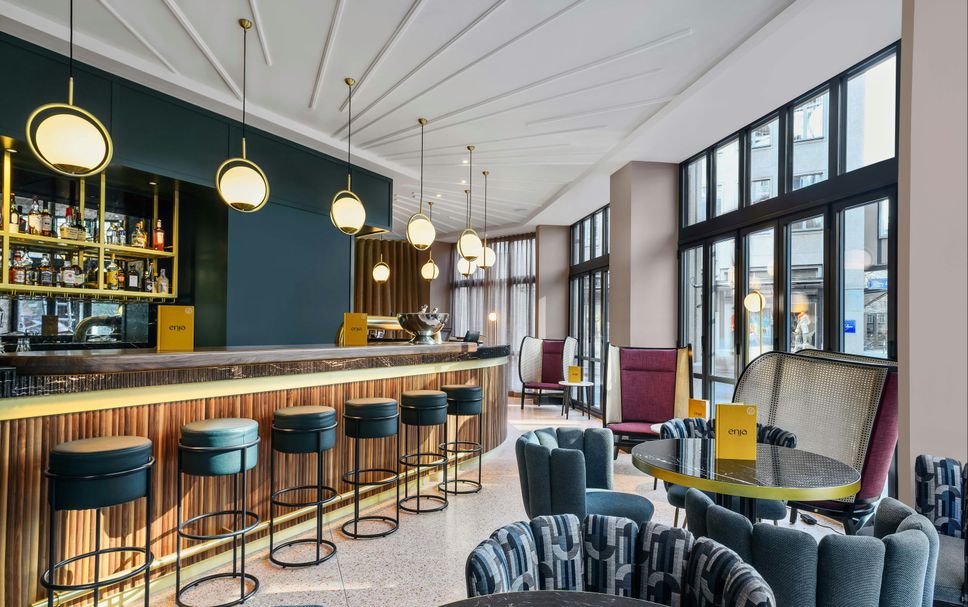 Bar Photo