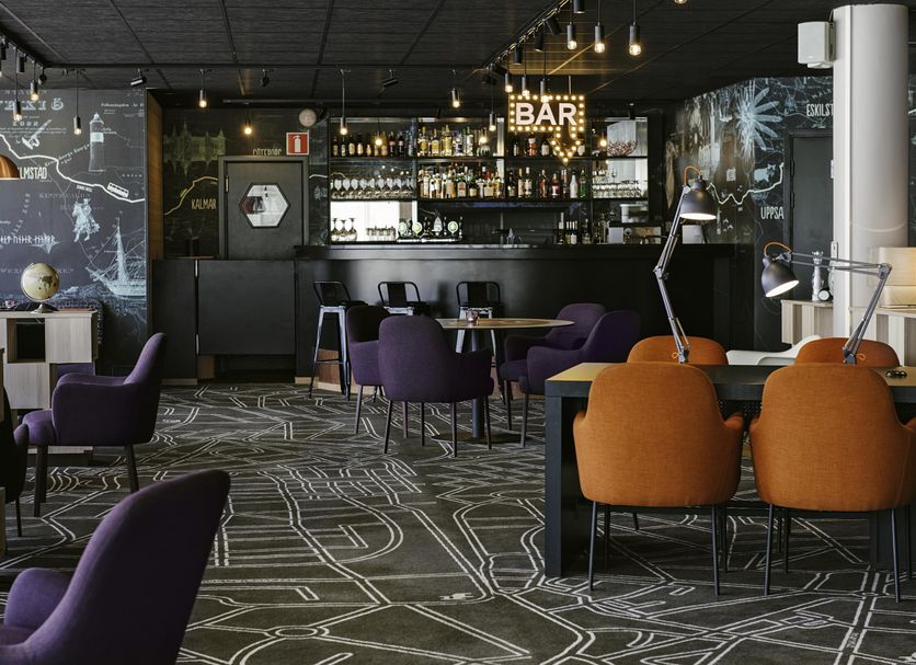 Bar Photo
