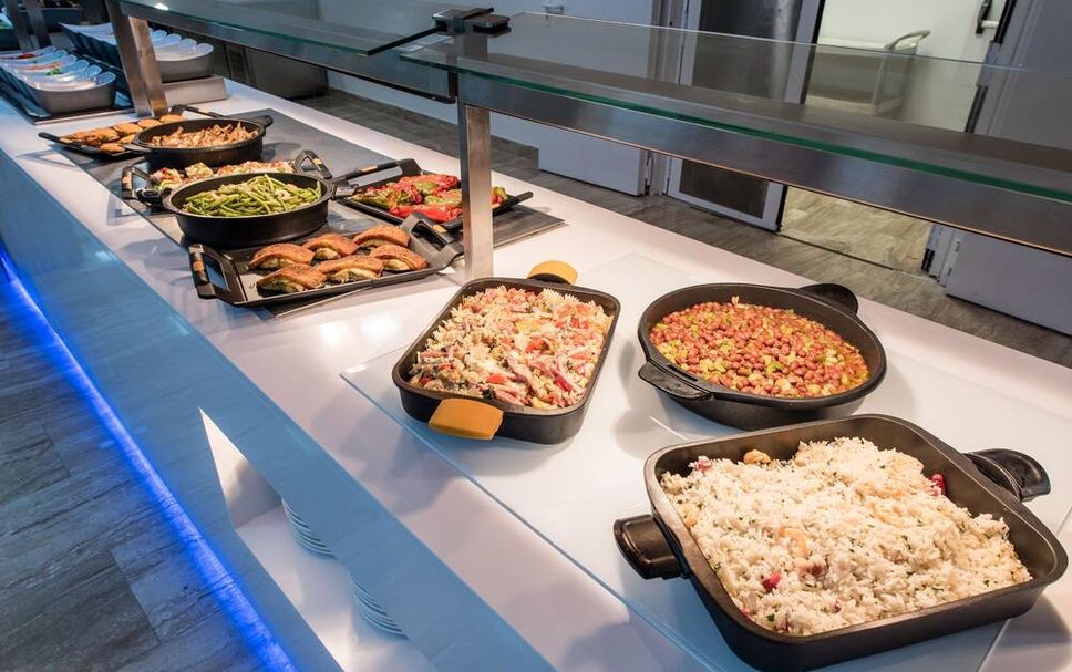 Buffet Photo